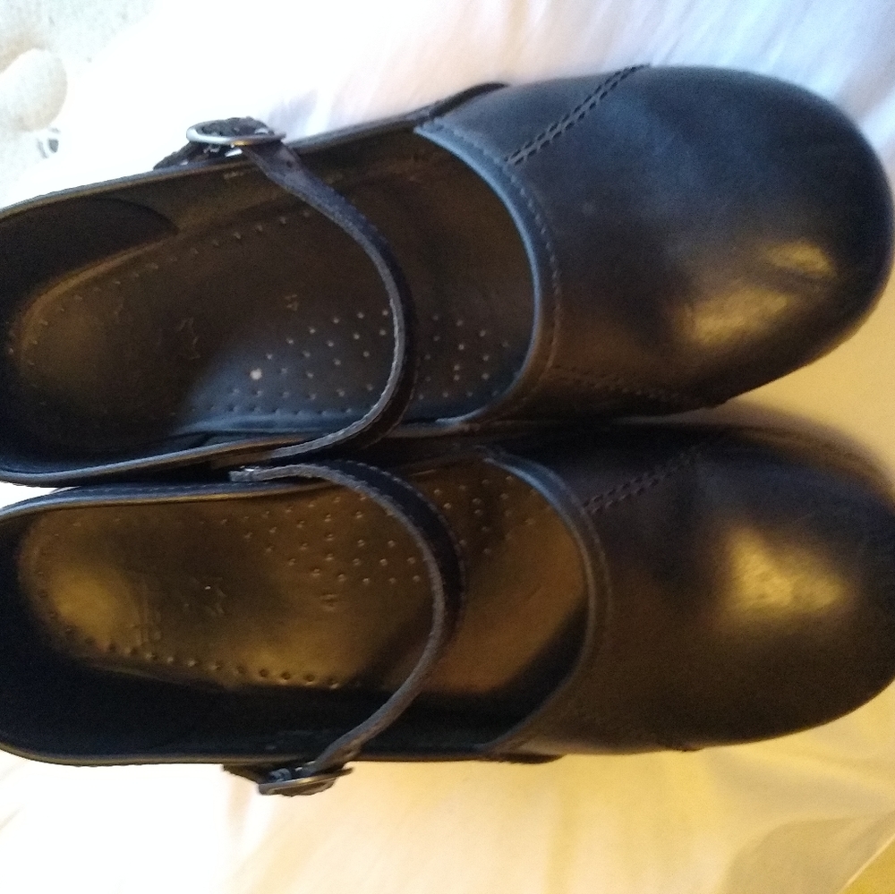 Dansko size 41 Mary Jane's